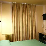 Amarys Simart * Париж