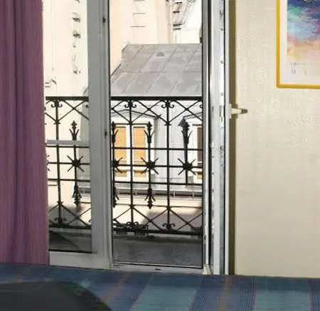Amarys Simart * Париж
