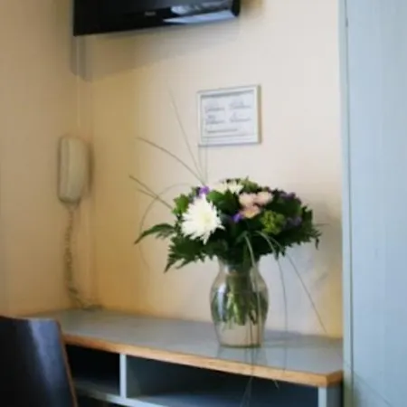 Amarys Simart باريس