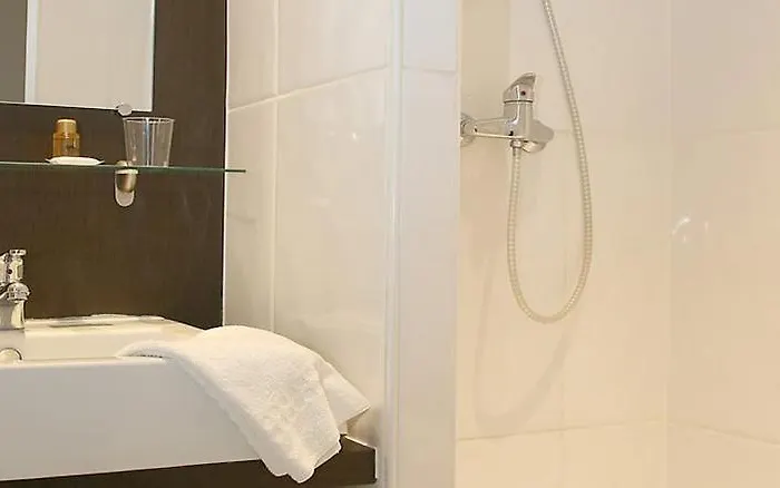 Amarys Simart Отель