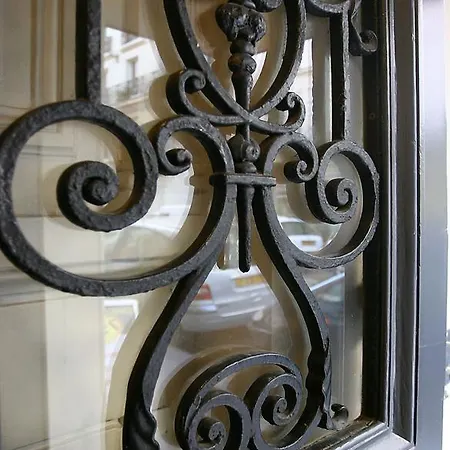 Amarys Simart * Paris