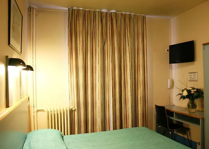 Amarys Simart * Paris